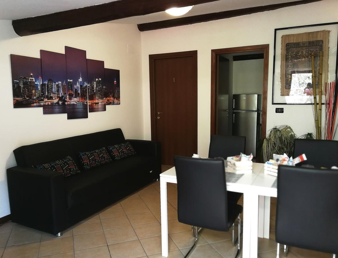Aparthotel Il Gelsomino à Cantù Extérieur photo